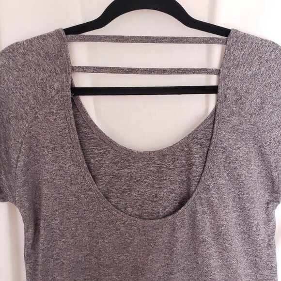 Rivalry Threads 91 Woman Grey Scoop Neck Memphis Tigers Top Size S - Picture 11 of 12